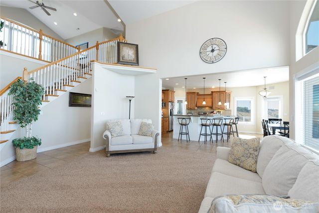 9486 NE Stonecrest Road, Moses Lake, WA 98837