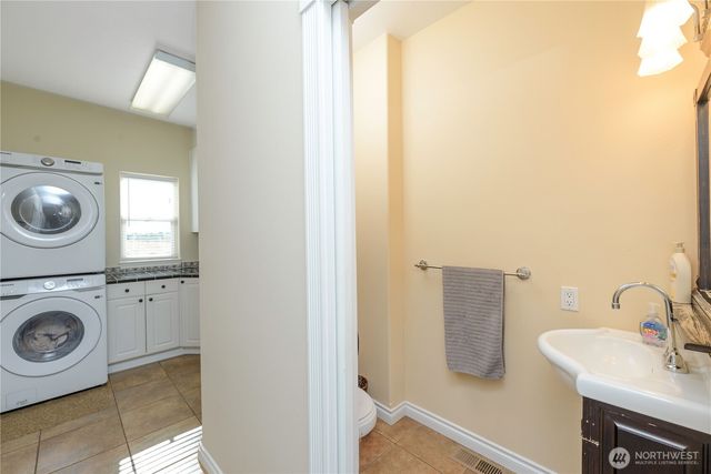 9486 NE Stonecrest Road, Moses Lake, WA 98837