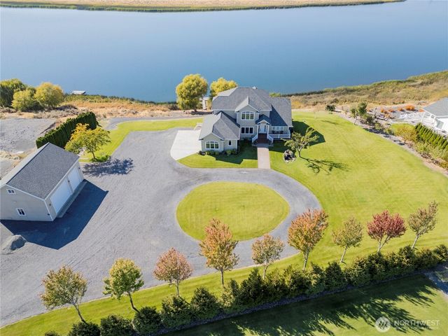 9486 NE Stonecrest Road, Moses Lake, WA 98837
