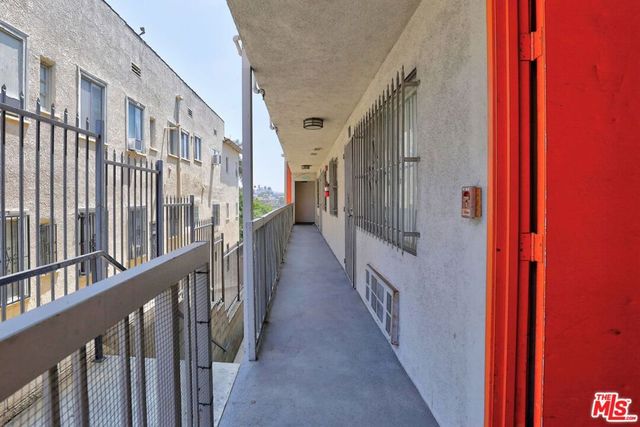 313 N Alexandria Avenue, Los Angeles, CA 90004
