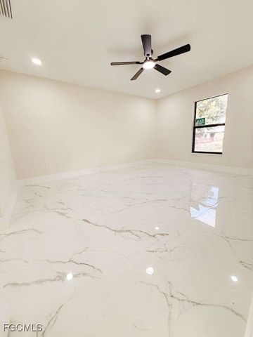 2610 27th ST SW, Lehigh Acres, FL 33976