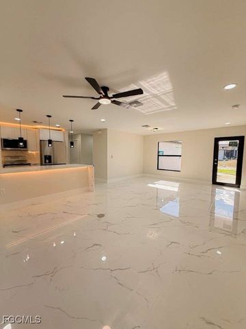 2610 27th ST SW, Lehigh Acres, FL 33976