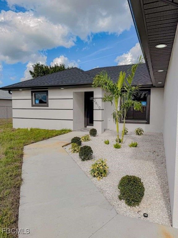 2610 27th ST SW, Lehigh Acres, FL 33976