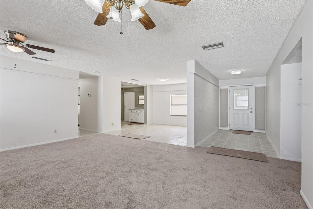 Image 8 of property listing at 950 BAYWARD LANE, Rockledge, FL 32955