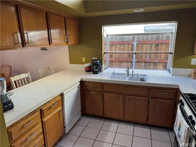 177 S Nebraska, Lake Elsinore, CA 92530