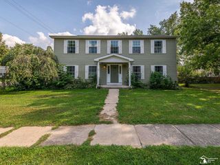 196 E Elm Street, Petersburg, MI 49270