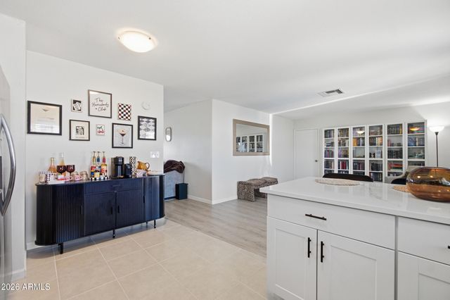 4762 W VILLA MARIA Drive, Glendale, AZ 85308
