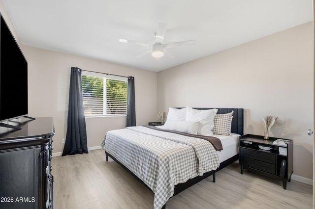 4762 W VILLA MARIA Drive, Glendale, AZ 85308