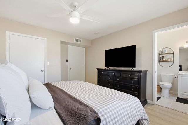 4762 W VILLA MARIA Drive, Glendale, AZ 85308