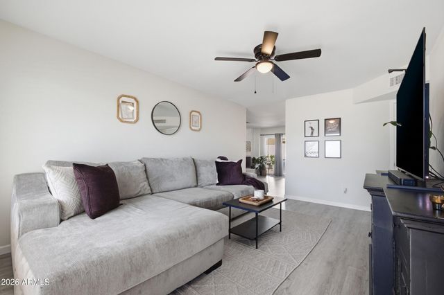 4762 W VILLA MARIA Drive, Glendale, AZ 85308