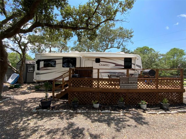 1236 Riverside Drive, Palacios, TX 77465