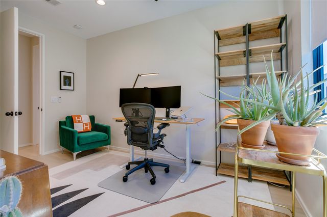 4703 Munger Avenue 207, Dallas, TX 75204