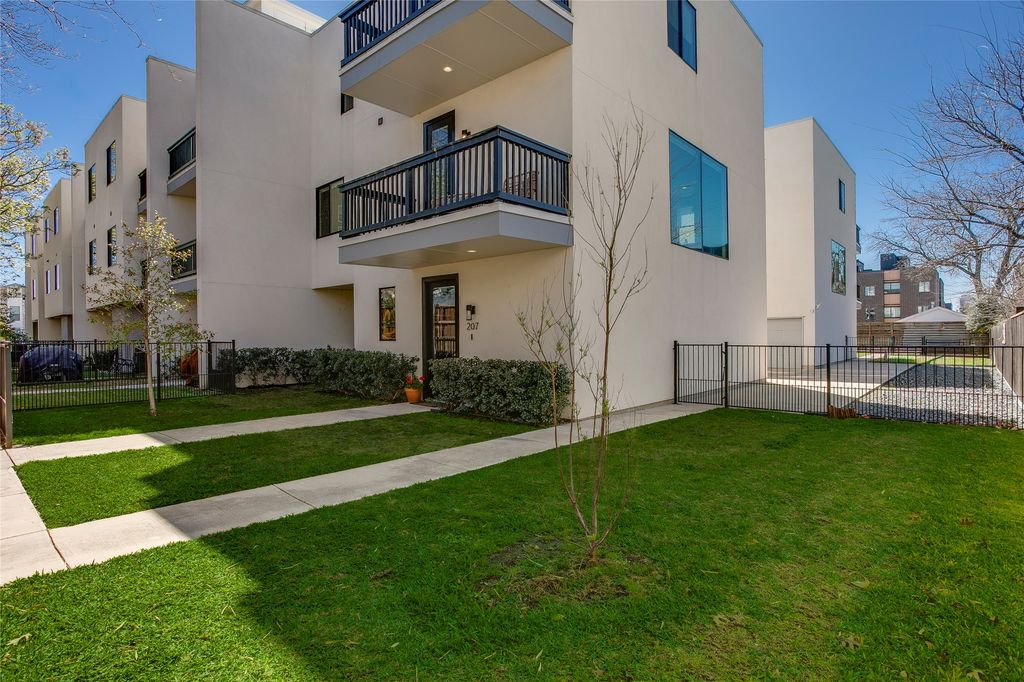 4703 Munger Avenue 207, Dallas, TX 75204