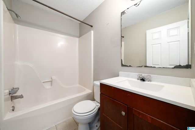 1753 TALL OAK CIRCLE, Birmingham, AL 35235