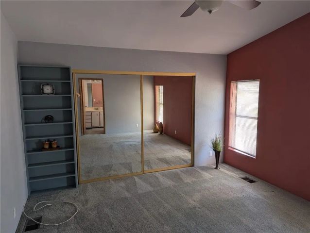 1300 W Menlo 89, Hemet, CA 92543