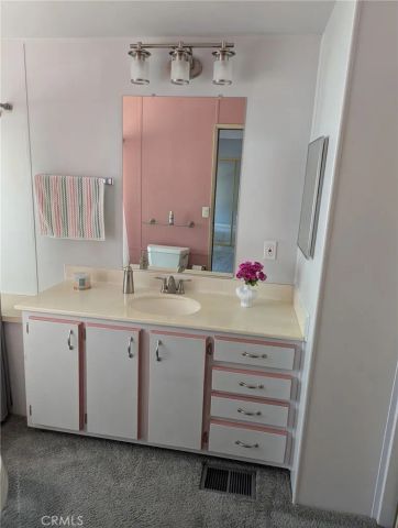 1300 W Menlo 89, Hemet, CA 92543