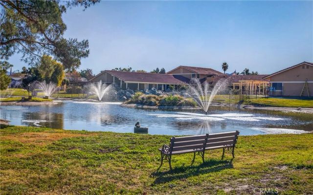1300 W Menlo 89, Hemet, CA 92543