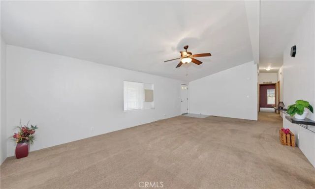 1300 W Menlo 89, Hemet, CA 92543