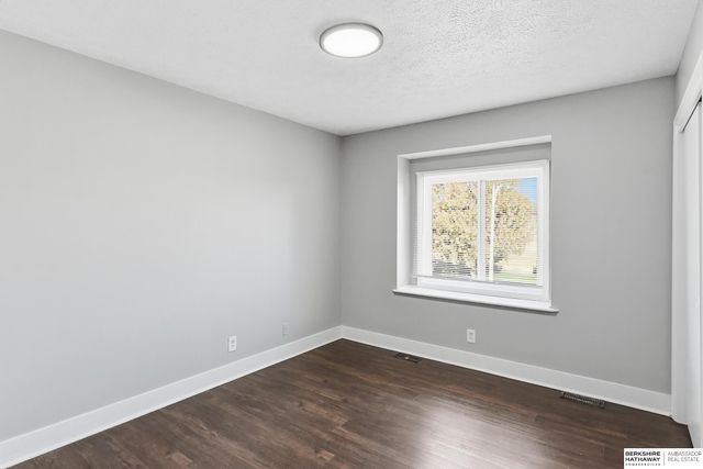 10353 Redick Avenue, Omaha, NE 68134