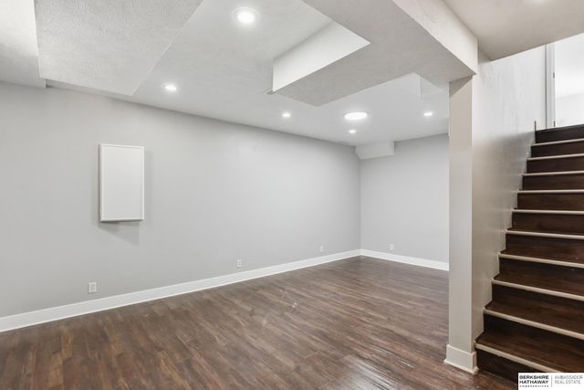 10353 Redick Avenue, Omaha, NE 68134