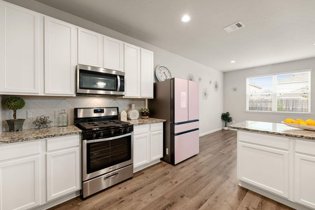 2135 Ethan Drive, Conroe, TX 77301