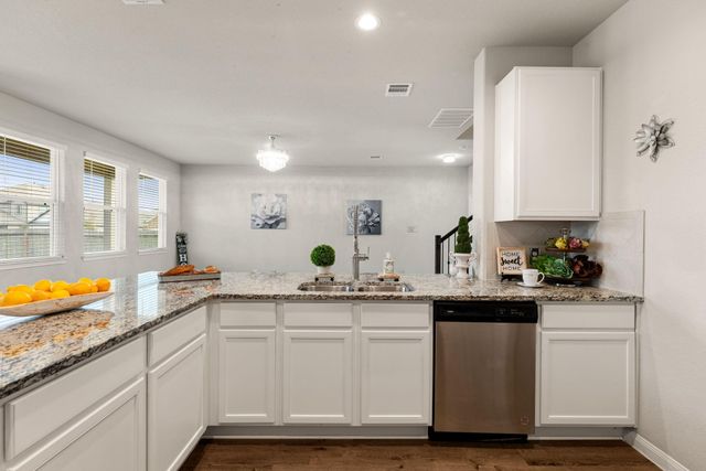 2135 Ethan Drive, Conroe, TX 77301