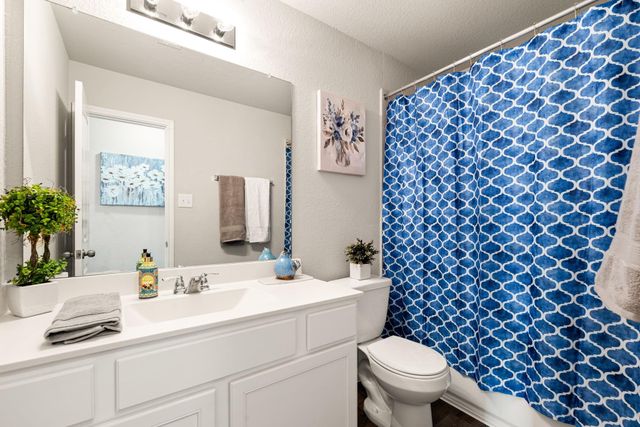 2135 Ethan Drive, Conroe, TX 77301