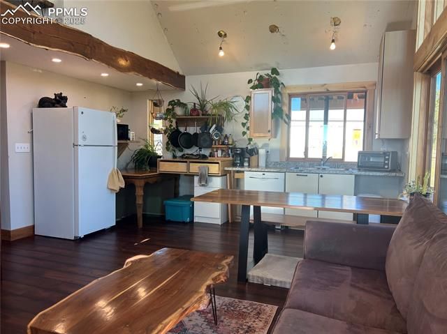 254 E Cobb Lane, Guffey, CO 80820