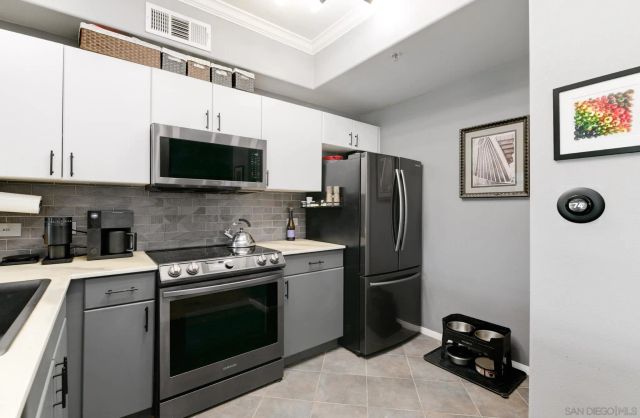 1642 7th 421, San Diego, CA 92101