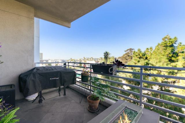 1642 7th 421, San Diego, CA 92101