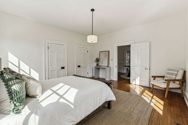 2126 Sharondale Dr, Nashville, TN 37215