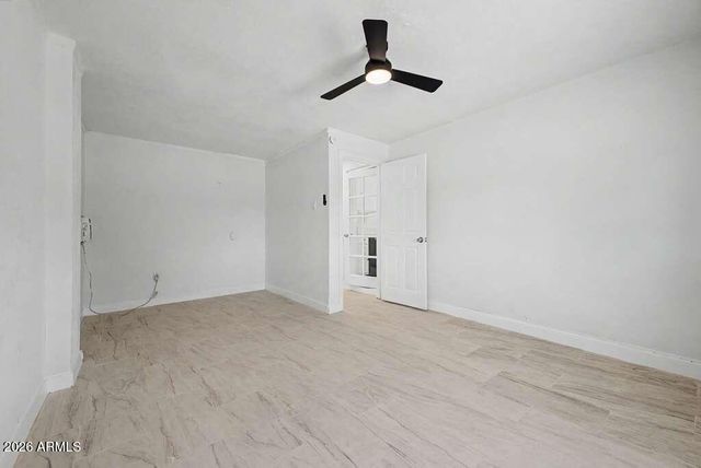 2827 W CAVALIER Drive, Phoenix, AZ 85017