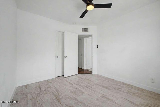 2827 W CAVALIER Drive, Phoenix, AZ 85017