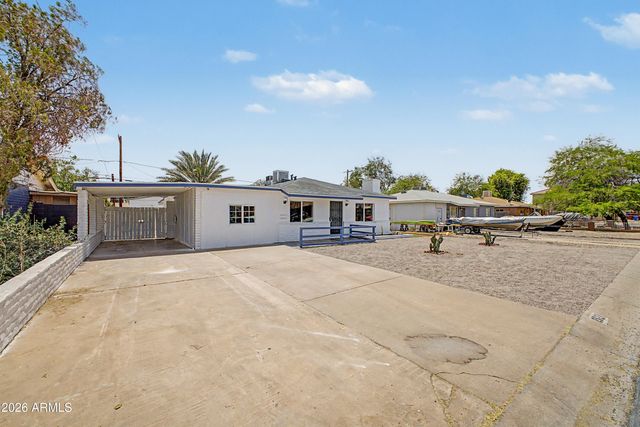 2827 W CAVALIER Drive, Phoenix, AZ 85017