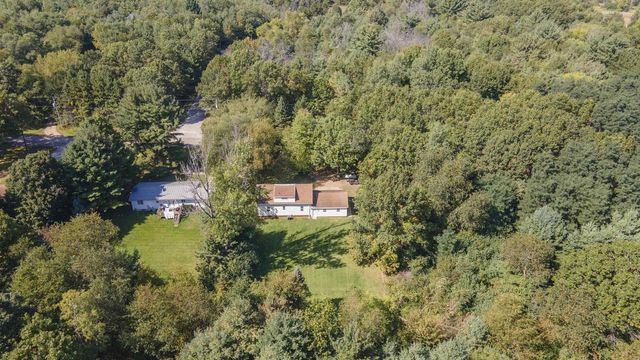 E2059 N WESTGATE ACRES ROAD, Waupaca, WI 54981