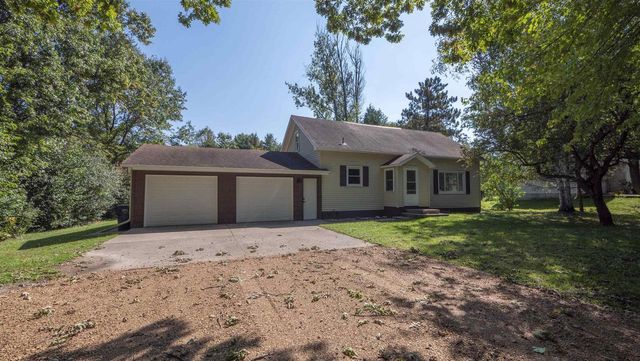 E2059 N WESTGATE ACRES ROAD, Waupaca, WI 54981