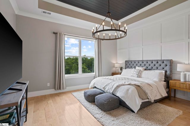 6850 Mountain View Road, Taylors, SC 28687