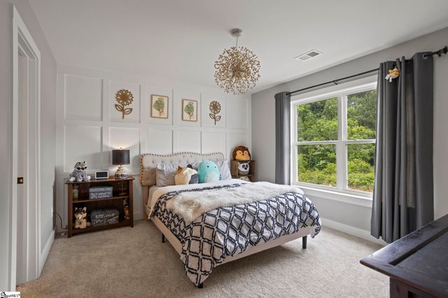 6850 Mountain View Road, Taylors, SC 28687