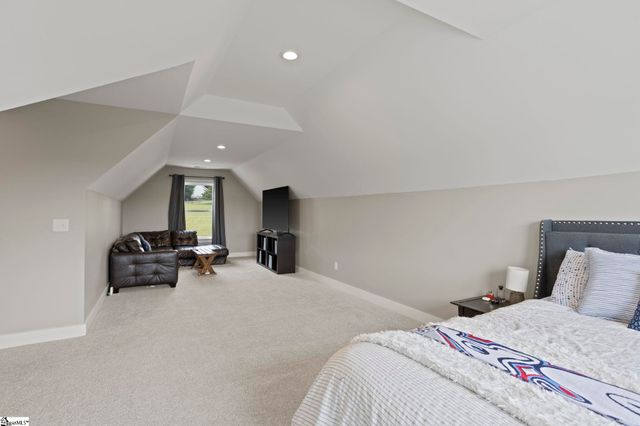 6850 Mountain View Road, Taylors, SC 28687