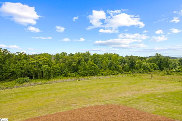 6850 Mountain View Road, Taylors, SC 28687