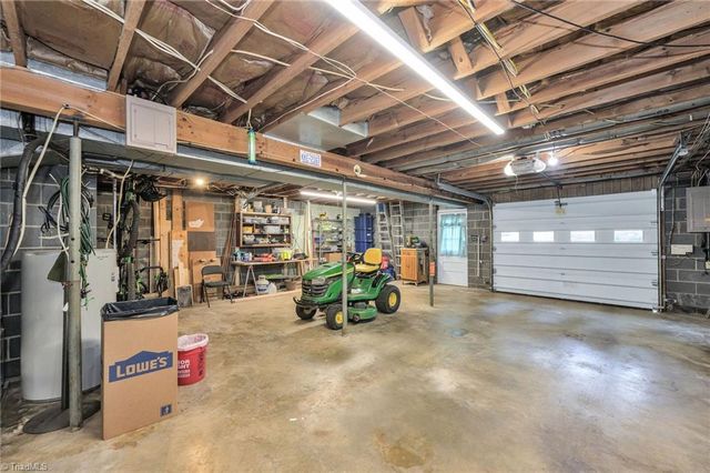 208 Raven Green Street, Wilkesboro, NC 28697