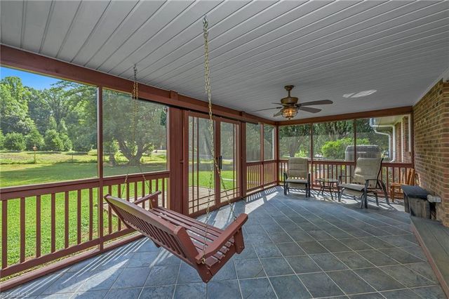 208 Raven Green Street, Wilkesboro, NC 28697