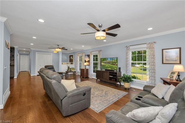 208 Raven Green Street, Wilkesboro, NC 28697