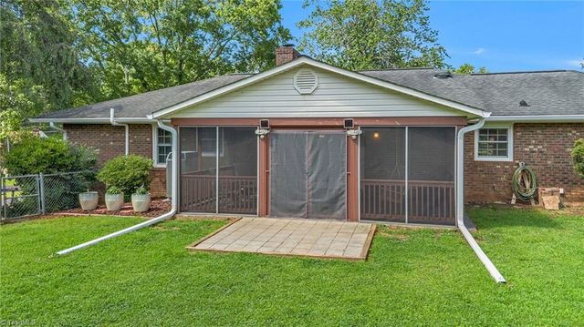 208 Raven Green Street, Wilkesboro, NC 28697