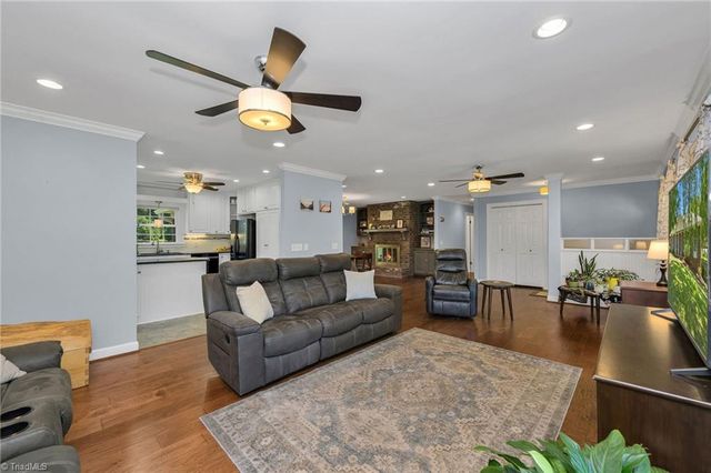208 Raven Green Street, Wilkesboro, NC 28697