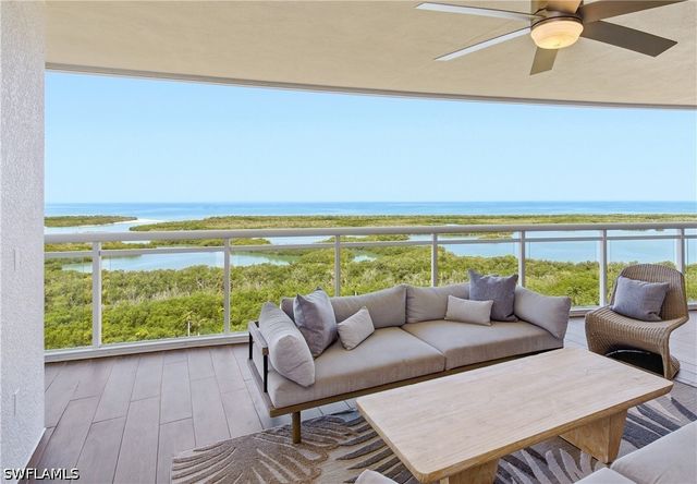 13915 Old Coast RD 1804, Naples, FL 34110
