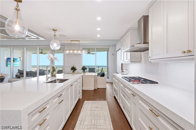13915 Old Coast RD 1804, Naples, FL 34110