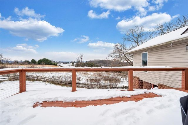 1996 Shavers Farm RD, Fincastle, VA 24090