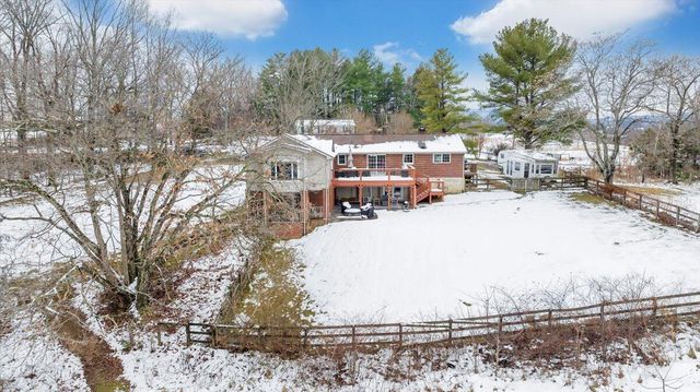 1996 Shavers Farm RD, Fincastle, VA 24090