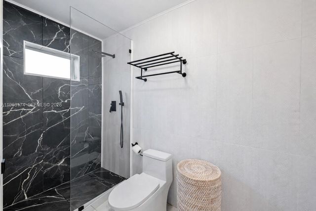 5239 SW 153rd Ave, Miami, FL 33185